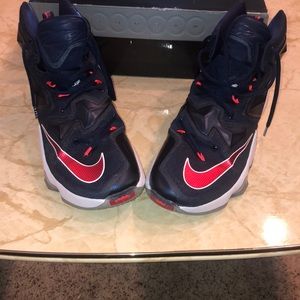 LeBron XIII